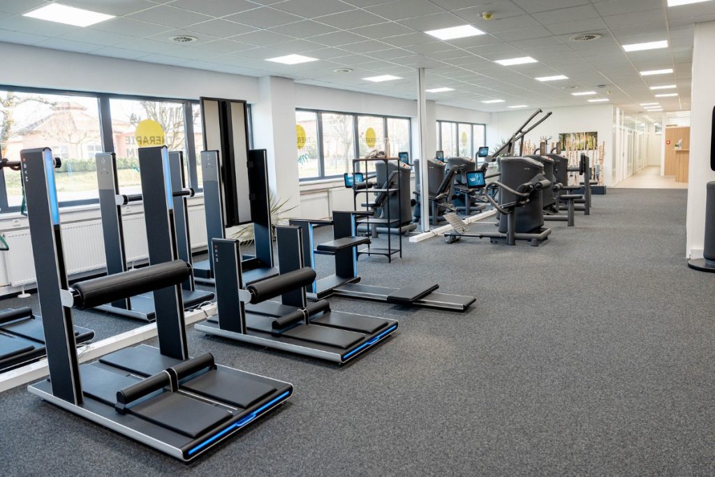 Fitnessgeräte für Gesundheitstraining im Physiozentrum TZ Möller